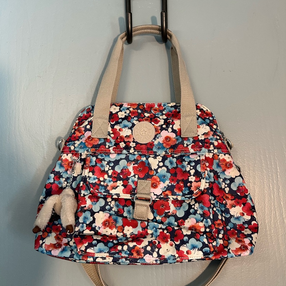 Kipling large cream/red/pink/sky blue/lt blue floral tote crossbody EUC